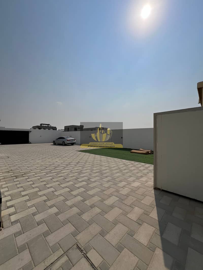 Villa for rent in Al Awir area 3 master bedroom + maid room - Image 14