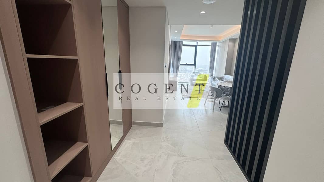 SKYLINE VIEW | FURNISHED WITH KITCHEN APPLIANCES