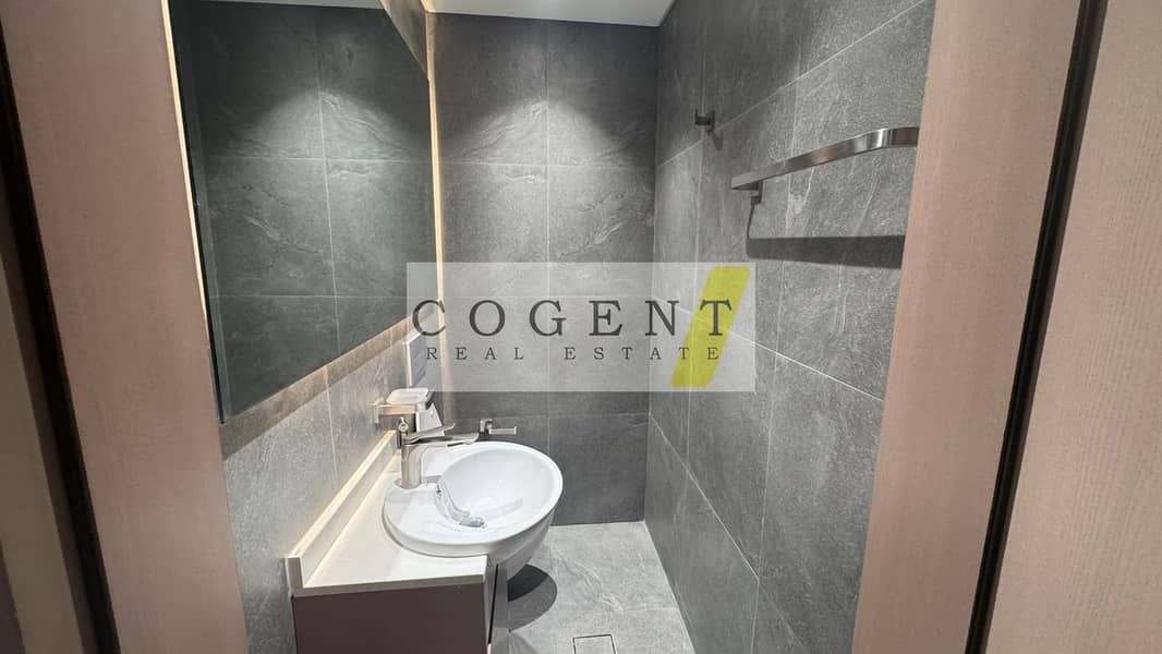 SKYLINE VIEW | FURNISHED WITH KITCHEN APPLIANCES - Image 6