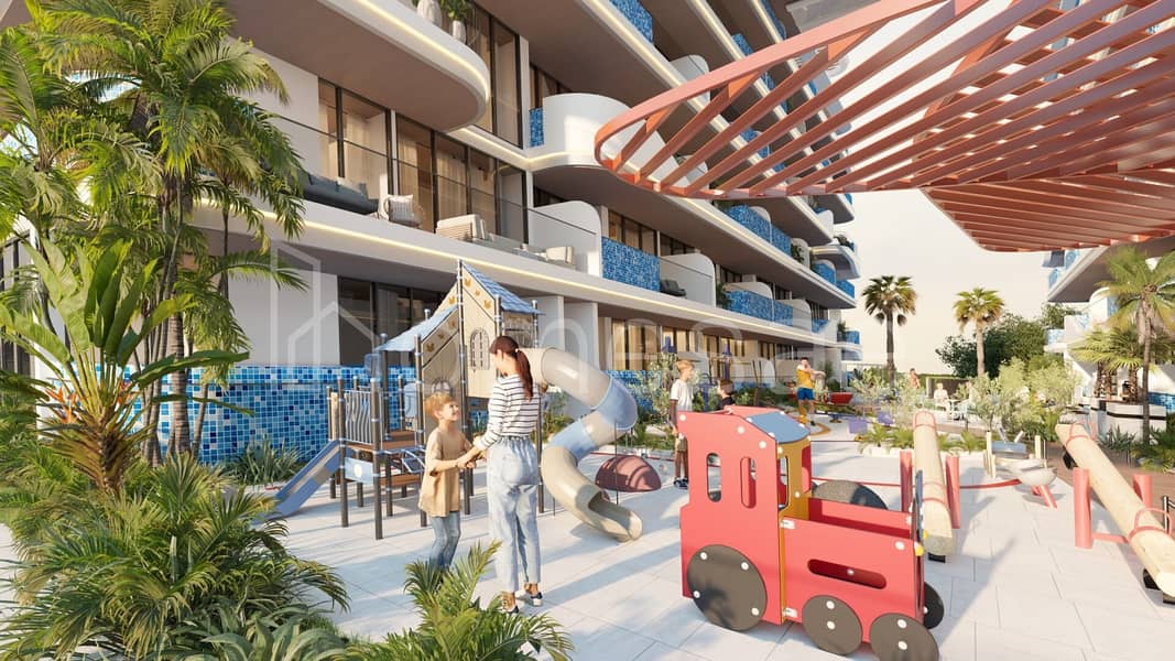 Own a 4BR Waterfront Home with East Payment Plan - Image 10