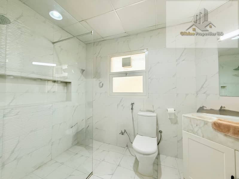 Huge Garden | 5 Master BR | Covered parking - Image 7