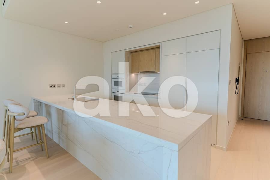 Exclusive Luxury Furnished 3 Bed Creek View - Image 12