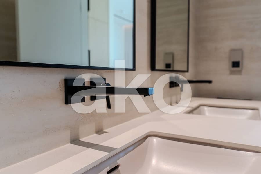 Exclusive Luxury Furnished 3 Bed Creek View - Image 30