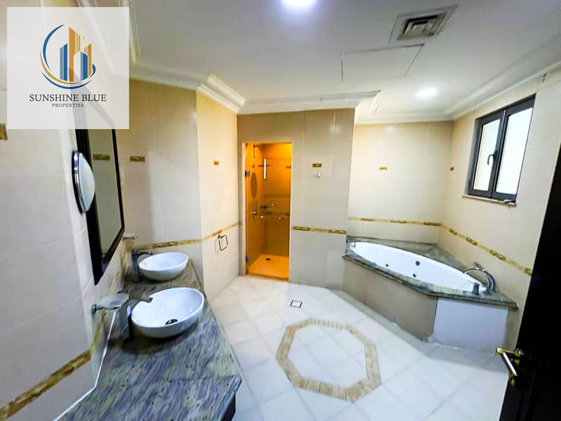 Mesmerizing view Fully furnished Private beach - Image 24