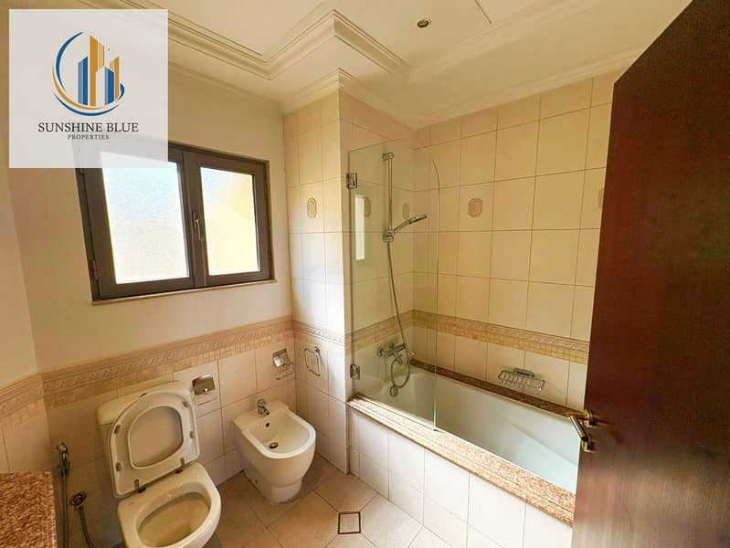 Mesmerizing view Fully furnished Private beach - Image 29