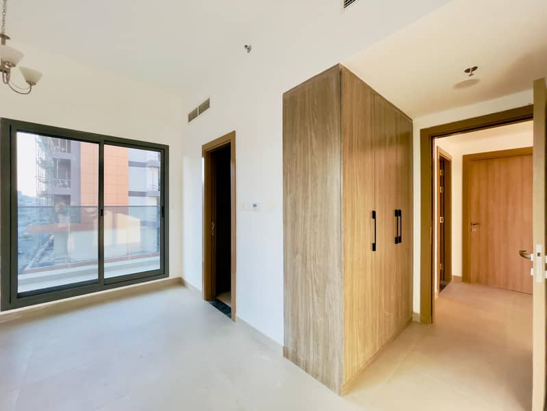 Spacious and brand new two apartment available in 6 cheques for 93k