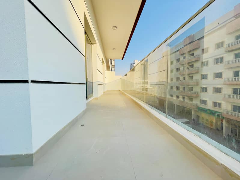 Spacious and brand new two apartment available in 6 cheques for 93k - Image 6