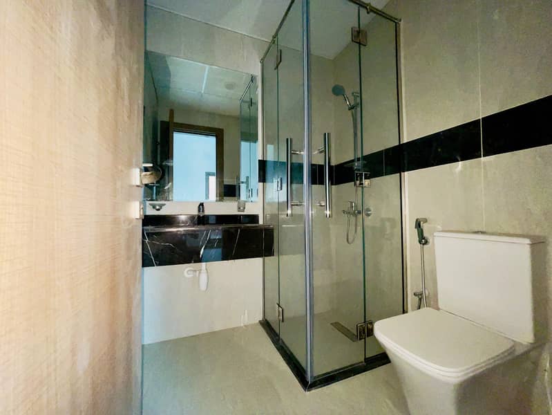 Spacious and brand new two apartment available in 6 cheques for 93k - Image 11