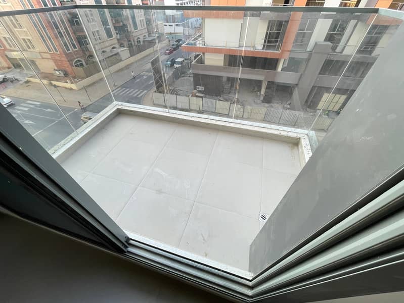 Spacious and brand new two apartment available in 6 cheques for 93k - Image 15