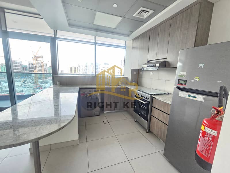 Chiller Free / Luxury 1bhk Only 80k / Open View - Image 7