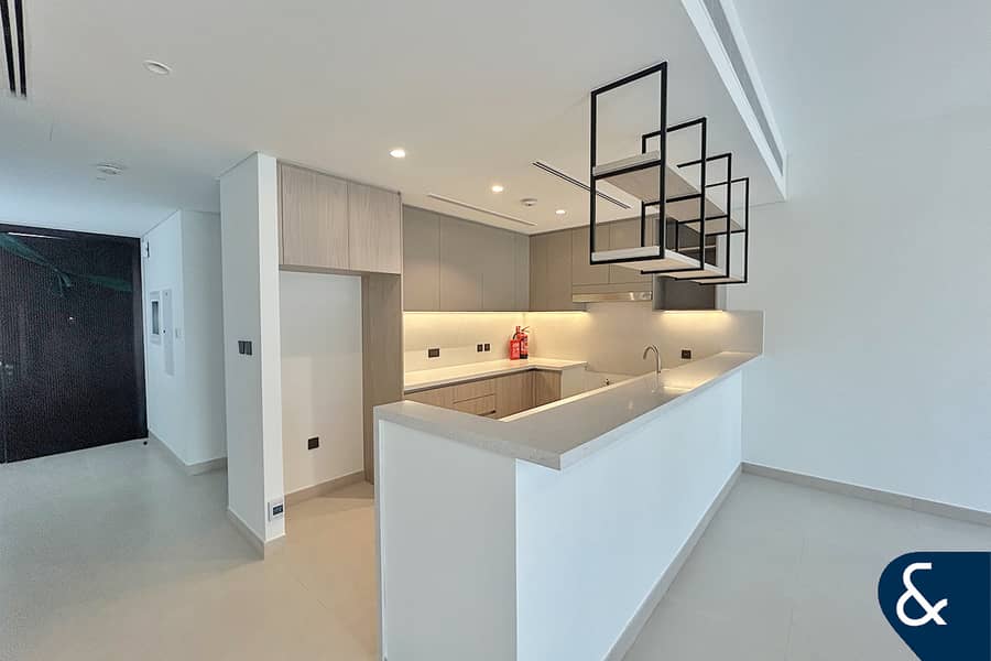 Vacant | Mortgageable | Close to Lagoon