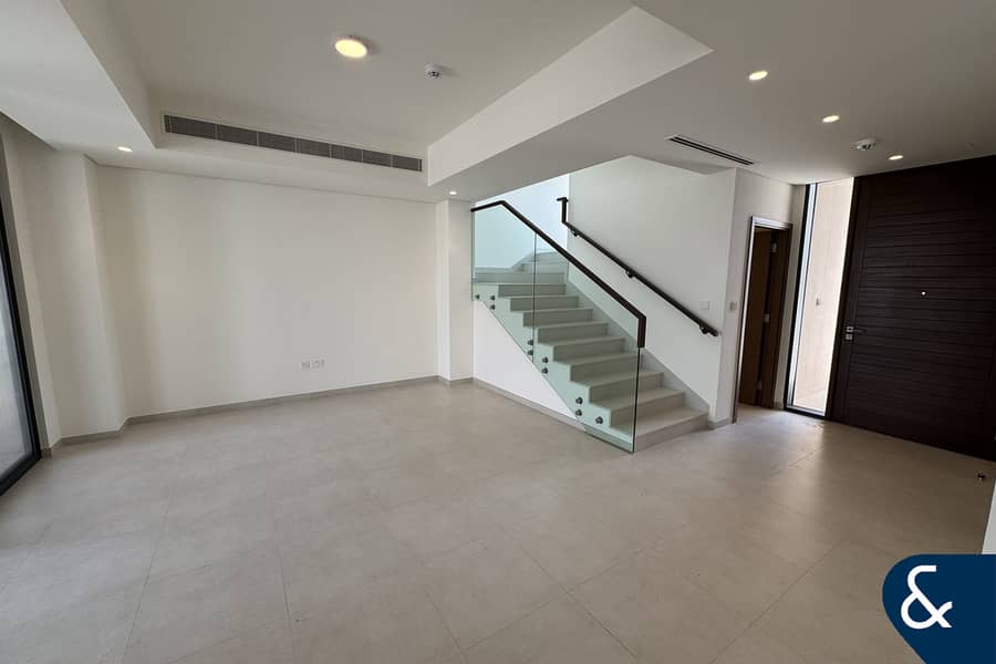 5 Bedroom | Park Backing | Best Location - Image 8