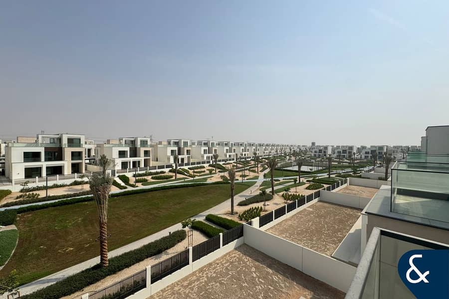 5 Bedroom | Park Backing | Best Location - Image 24