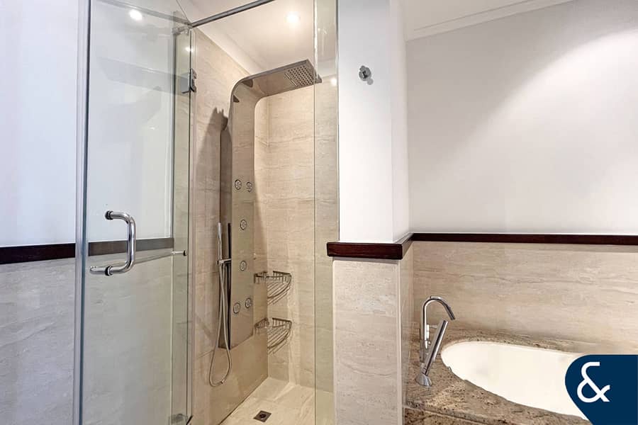 Upgraded | Furnished | Burj Khalifa View - Image 8