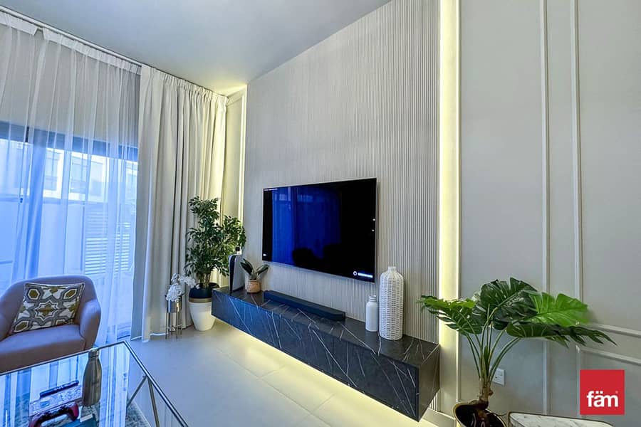 Corner Villa | Big Layout | Ready To Move