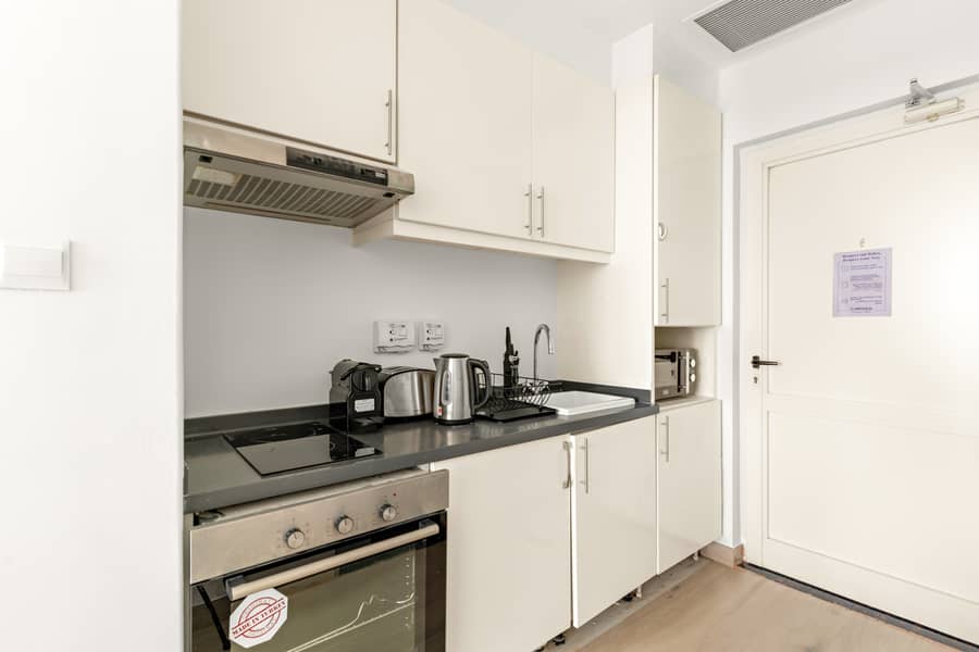 UNIQUE deal | Sea View | Furnished - Image 9