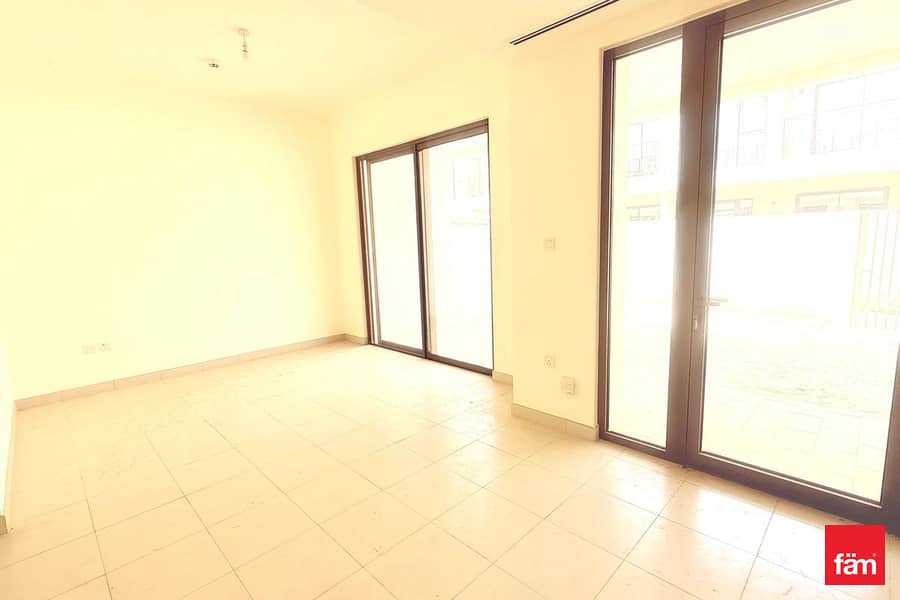 Chiller Free | Well Maintained | DM To View Now