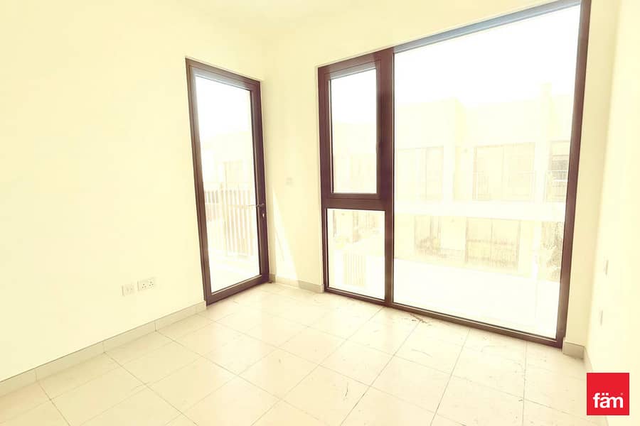 Chiller Free | Well Maintained | DM To View Now