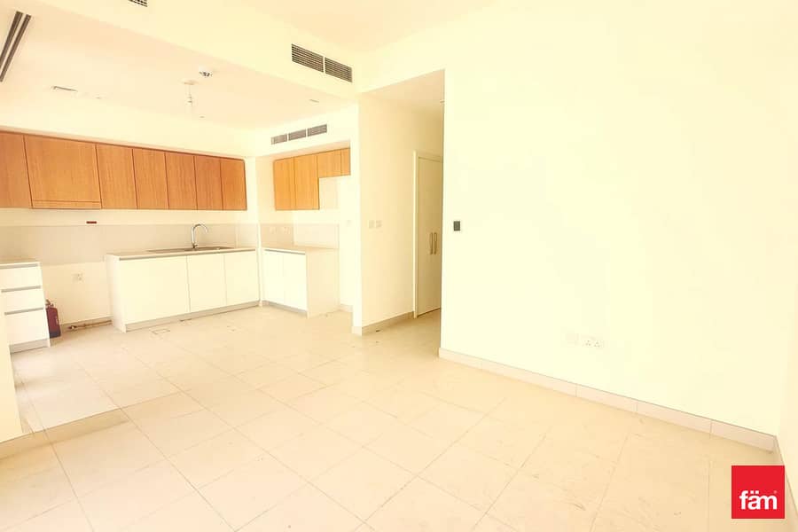 Chiller Free | Well Maintained | DM To View Now