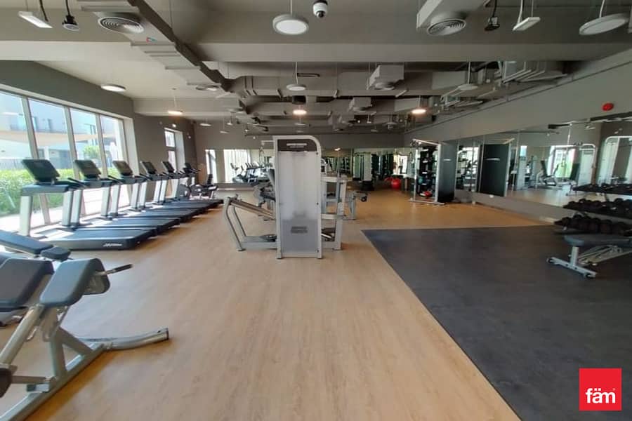 Chiller Free | Well Maintained | DM To View Now - Image 16