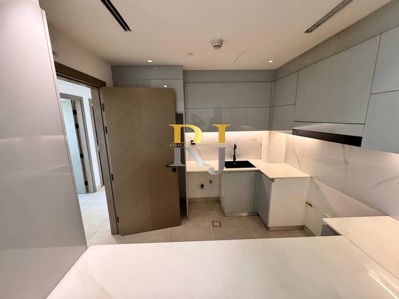 Spacious 3 Bedroom Apartment with Creek View – Binghatti Creek, Al Jaddaf - Image 15