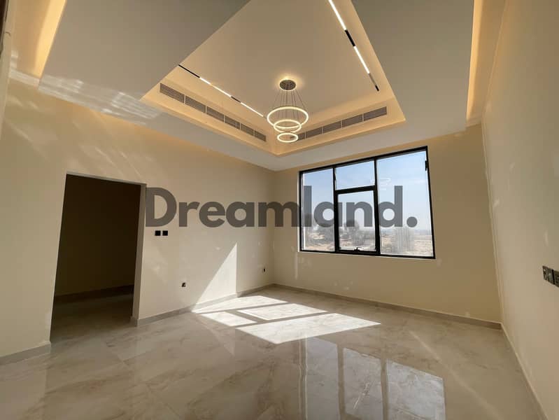 Elegant 4BR Villa + Maid Room | Large Layout | Quiet - Image 24