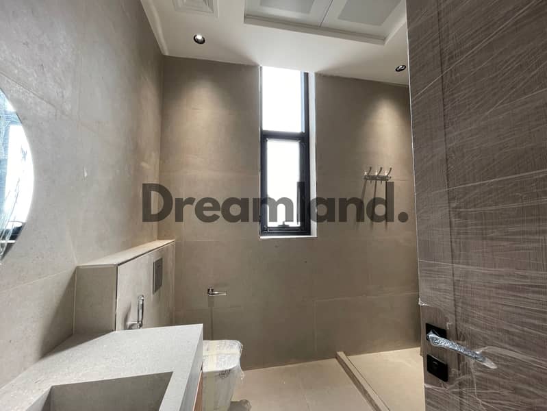 Elegant 4BR Villa + Maid Room | Large Layout | Quiet - Image 26