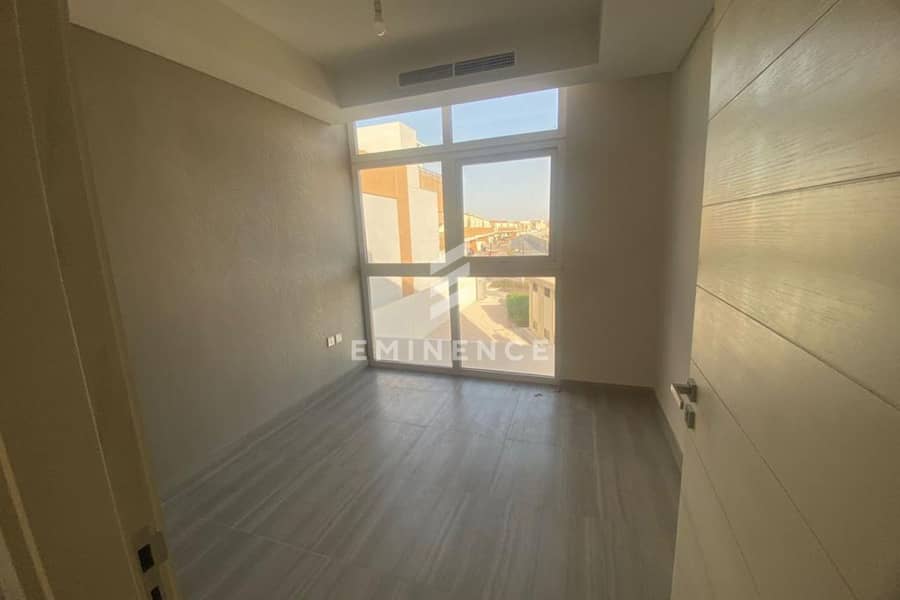 Community View | Huge Balcony - Image 8