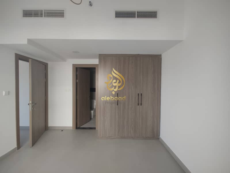 Specious Brand New 1BHK apartment with bolcony very prime location just in 63k in warsan 4