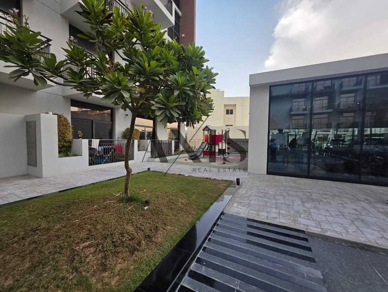 Fully Furnished I Low Floor I Ready to Move In - Image 10