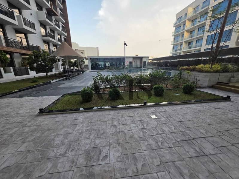 Fully Furnished I Low Floor I Ready to Move In - Image 11