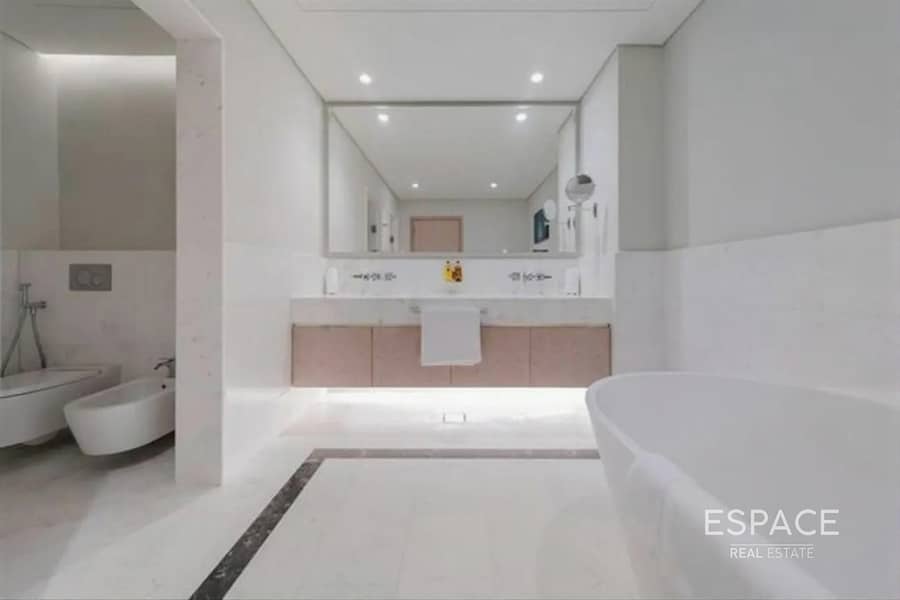 Furnished | Marina View | Mall Access - Image 11