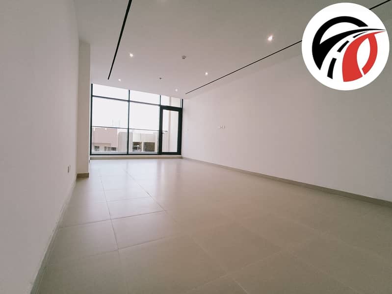 Brand New 3Bhk with Maid Room Close to Metro 150k