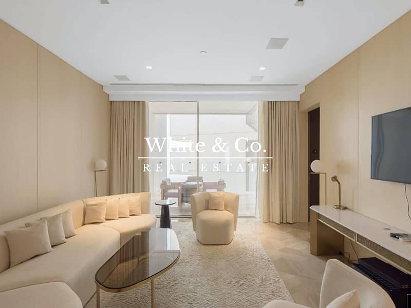 Luxury Furnishing | Sea View | Vacant Now