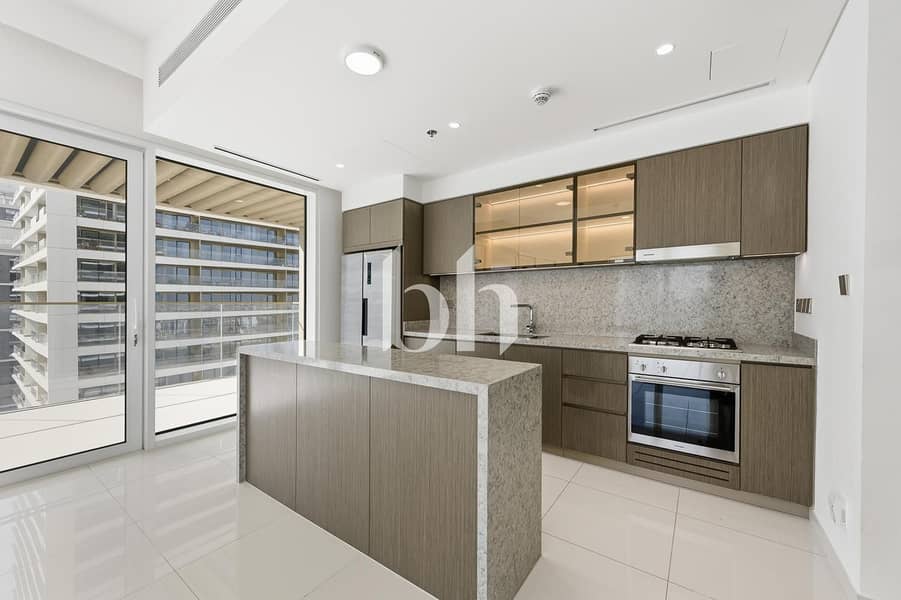 Available now | Palm and Marina View | Luxury