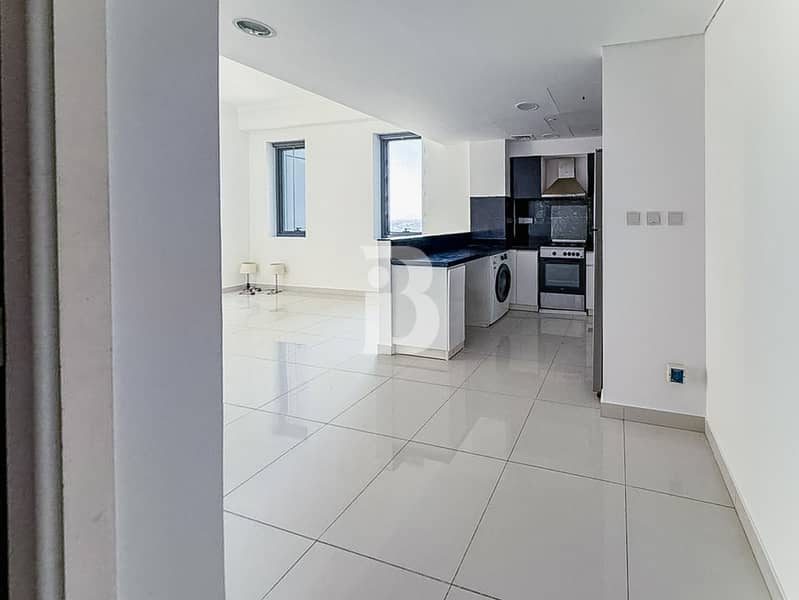 CLASSY 2BR | HIGH FLOOR | SPACIOUS | BEST DEAL - Image 7