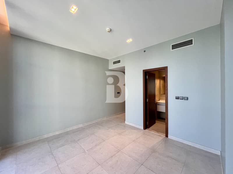 Vacant | Spacious Unit | Amazing Canal Views - Image 9