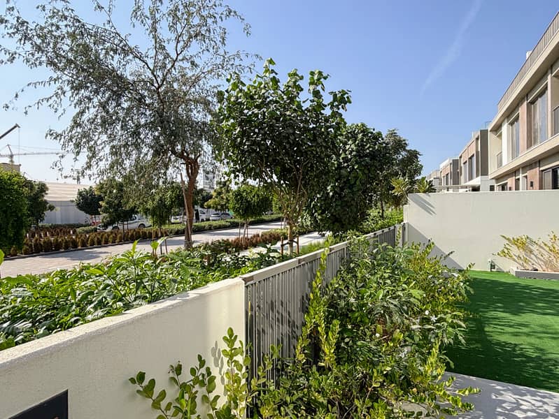 Furnished / Unfurnished 4 Bed + Maid / Vacant - Image 11