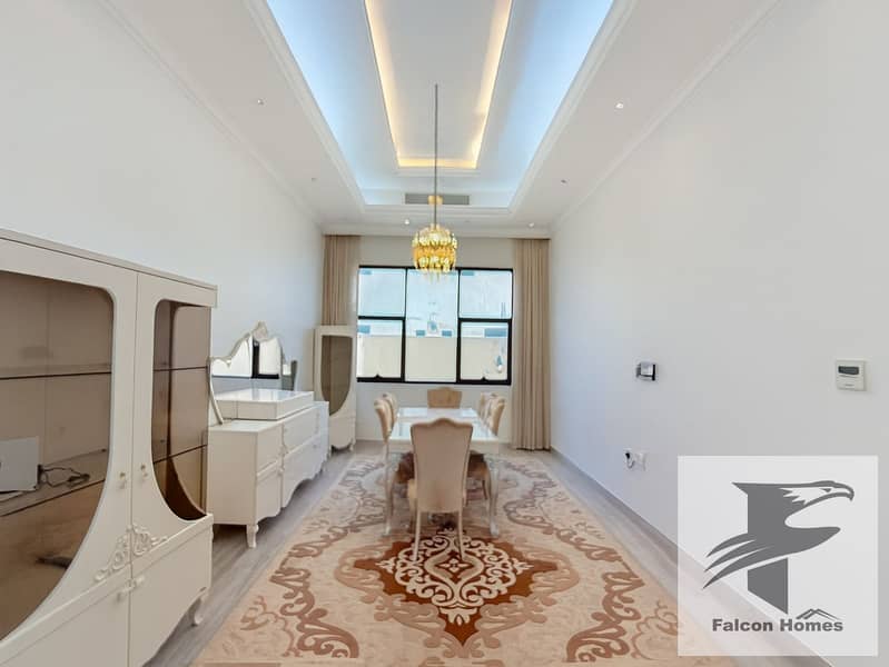 Spacious Bright House | 5BR Villa with Huge Garden