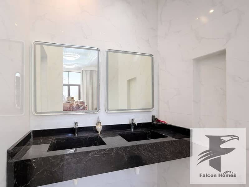 Spacious Bright House | 5BR Villa with Huge Garden - Image 7