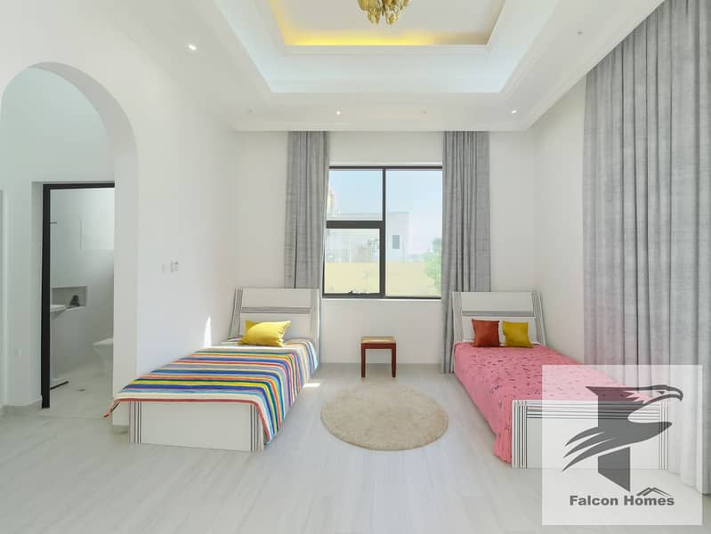 Spacious Bright House | 5BR Villa with Huge Garden - Image 18