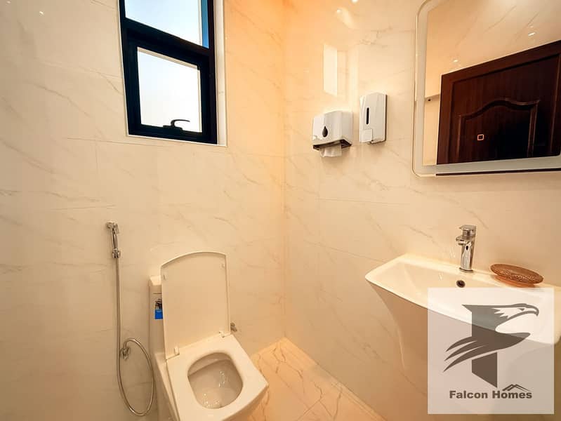 Spacious Bright House | 5BR Villa with Huge Garden - Image 23