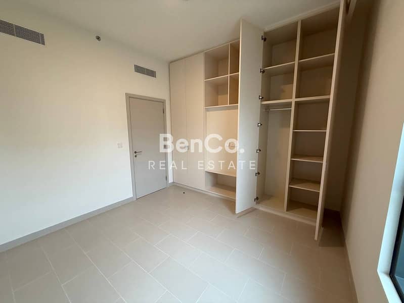 Low Floor | Large Balcony | Park View - Image 7