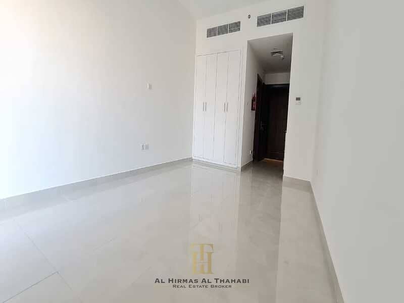 Well Maintained / Stunning Studio / With Balcony