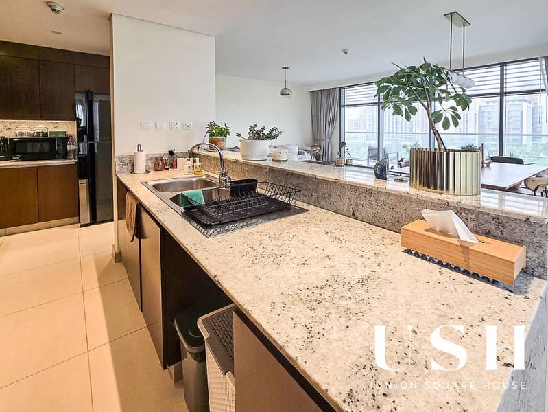 Park-Facing Luxury | Spacious 3BR |Prime Location - Image 9