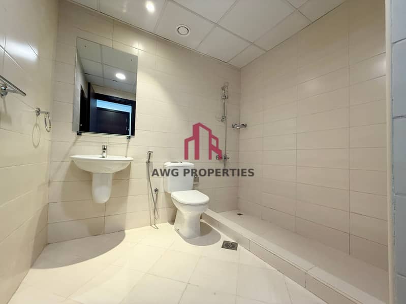 Neart to Metro | One Month Free | Family Building - Image 8