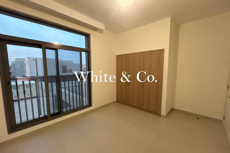 Semi-Detached | Landscaped | Vacant Now - Image 7