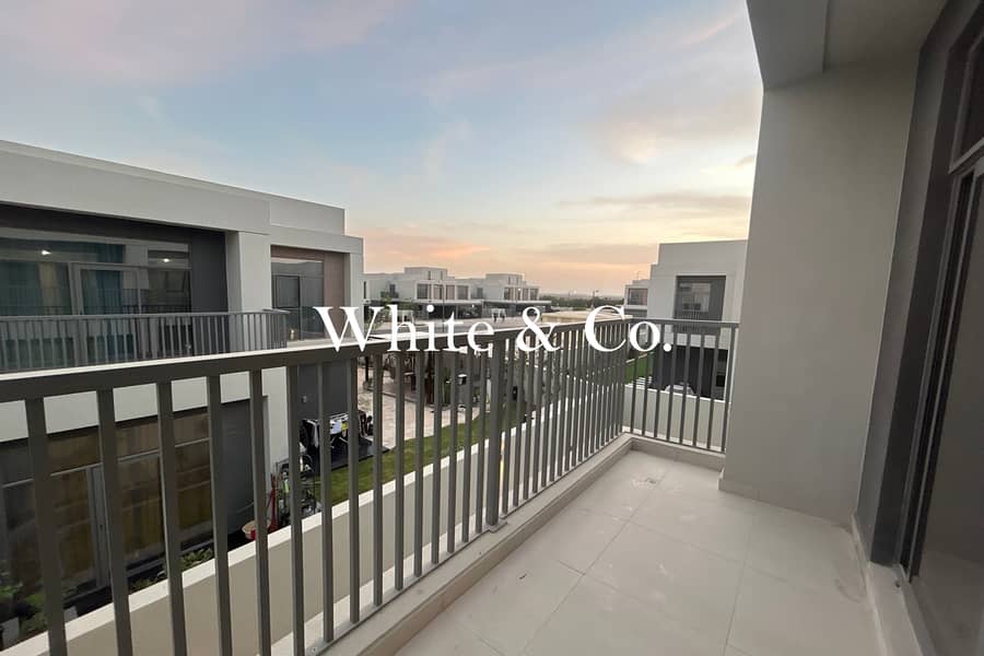 Semi-Detached | Landscaped | Vacant Now - Image 11