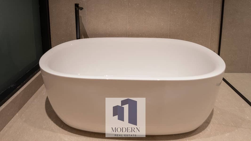 BRAND NEW | HIGH END FINISHING | EXCLUSIVE - Image 9