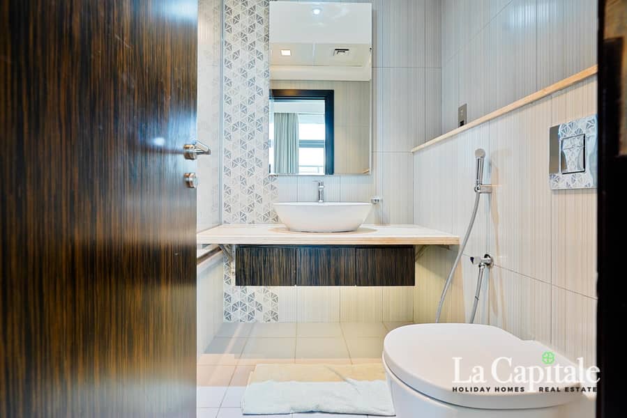 Golf View | 2 Bed + Maid | Fully Furnished - Image 14